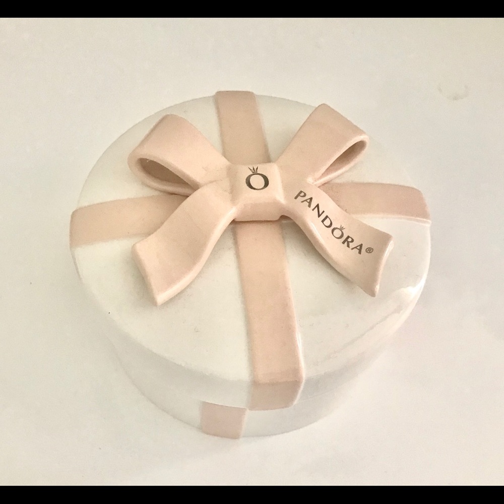 Pandora ceramic jewelry holder